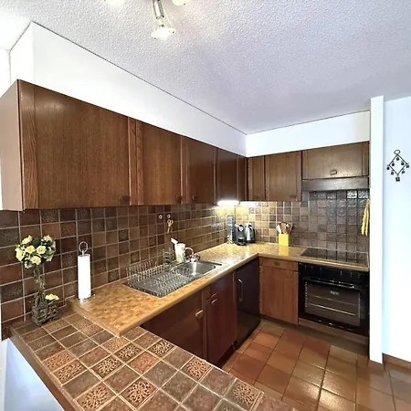 Laerchenwald 401 아파트 로이커바드