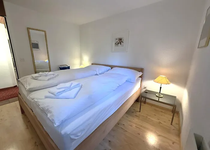 Апартаменти Laerchenwald 401 *